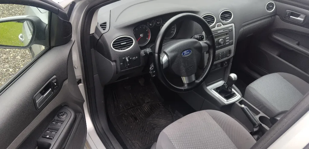 Ford focus 1 6 101 cp 2006 euro 4 keyless climatronic roti v i 1 900 eur