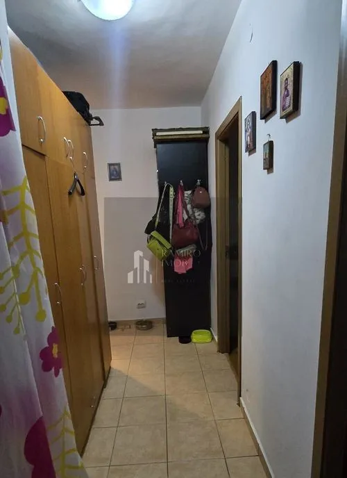 Apartament 3 camere/ 400 m Metrou N Grigorescu decomanda