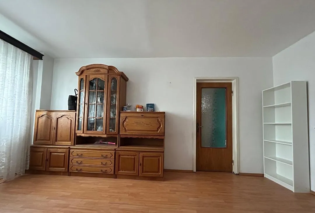 Iancului x Pantelimon langa Casa Magica metroul Iancului la 12min