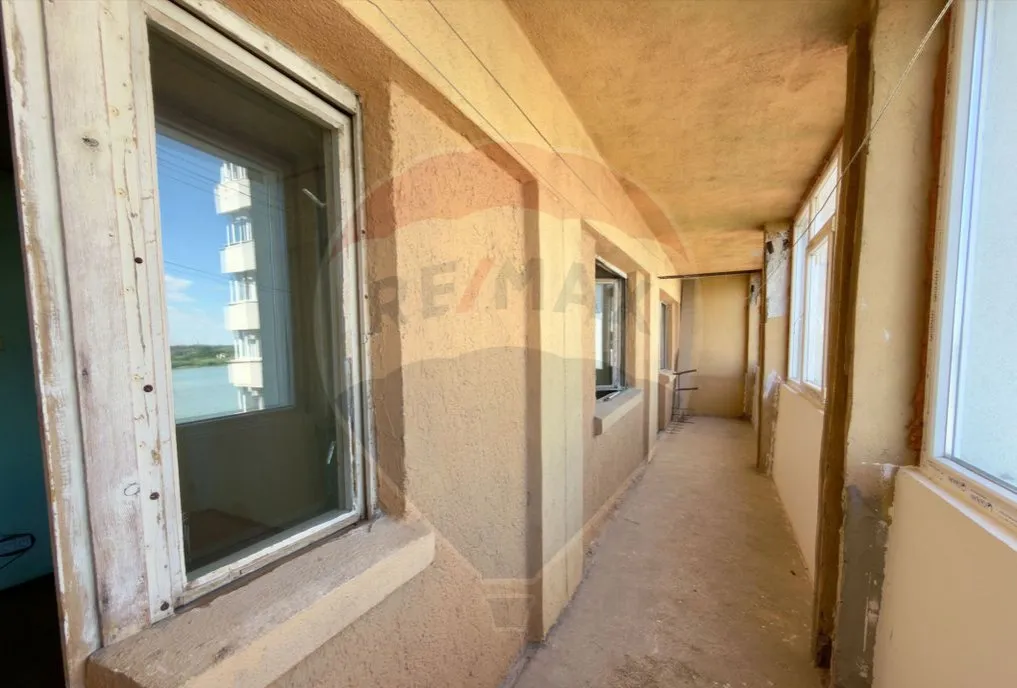 Apartament 2 camere de vanzare Faleza Tulcea/ Balcon 14mp