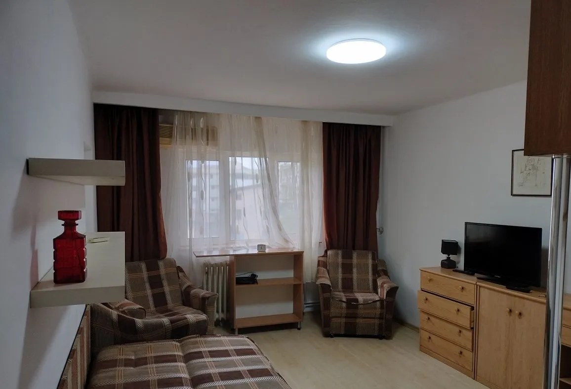 Obor Stefan cel Mare Mosilor langa metrou