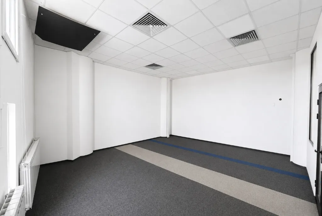 Spatiu Comercial Birouri 350 mp Etaj 2 Str Cosbuc 116 118 Galati