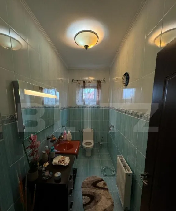 De vanzare casa cu 6 camere 480 mp zona Vetis