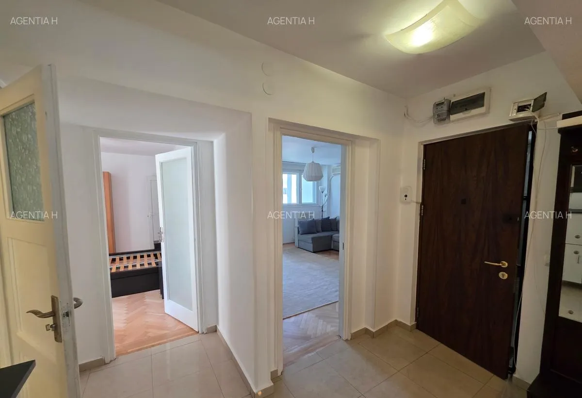 Piata Amzei 3 camere etajul 3/7 mobilat utilat balcon