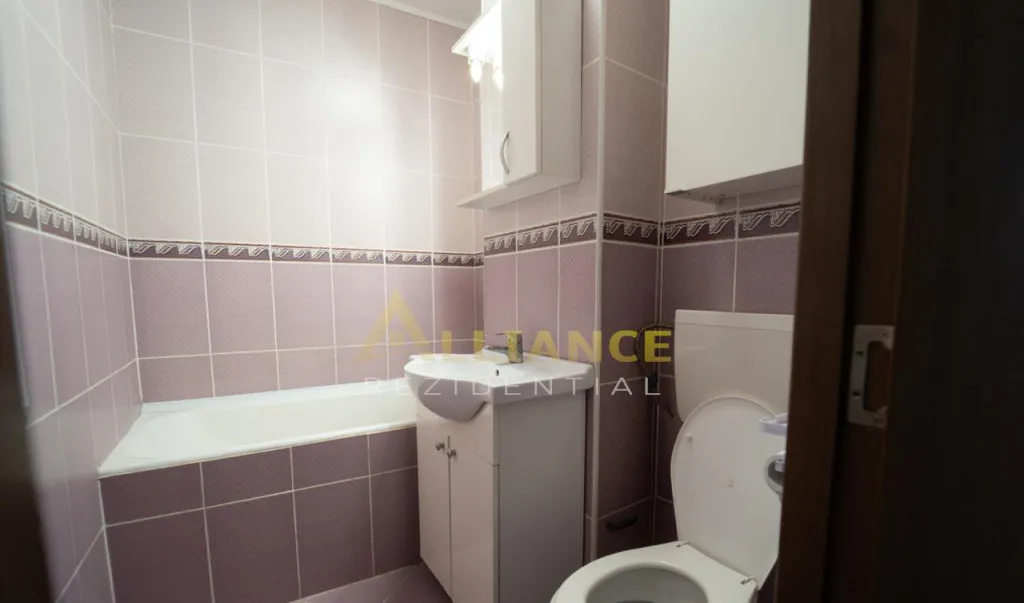 Garsoniera renovata 26 mp Sector 4 Ideala pentru locui