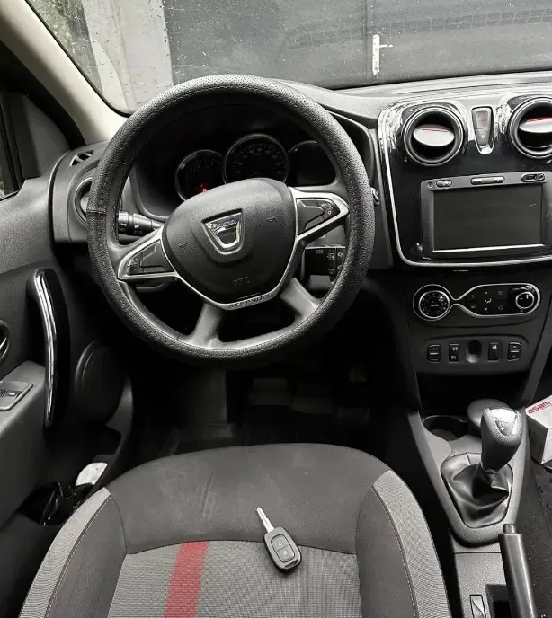 Dacia Sandero Automata 7 950 lei