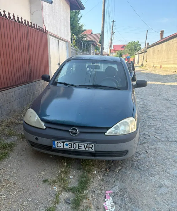 Se vinde Opel Corsa C an 2001 unic proprietar 3 000 lei