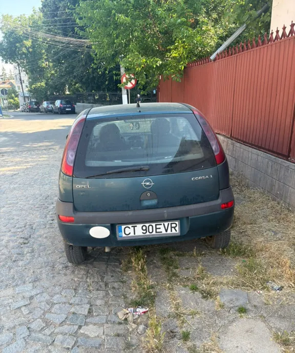 Se vinde Opel Corsa C an 2001 unic proprietar 3 000 lei