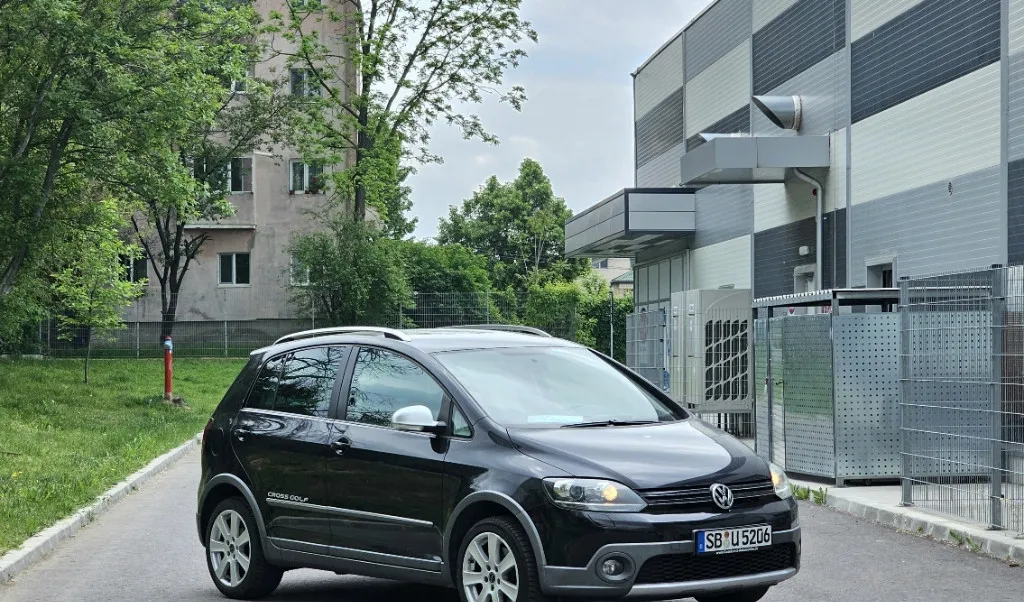 VW Golf 6 1 4TSI CROSS Navigatie Icirc ncalzireScaune Clima Pilot 4 990 eur