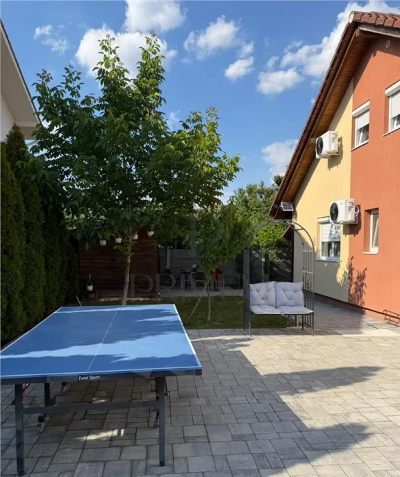 Duplex mobilat mosnita noua 350MP teren