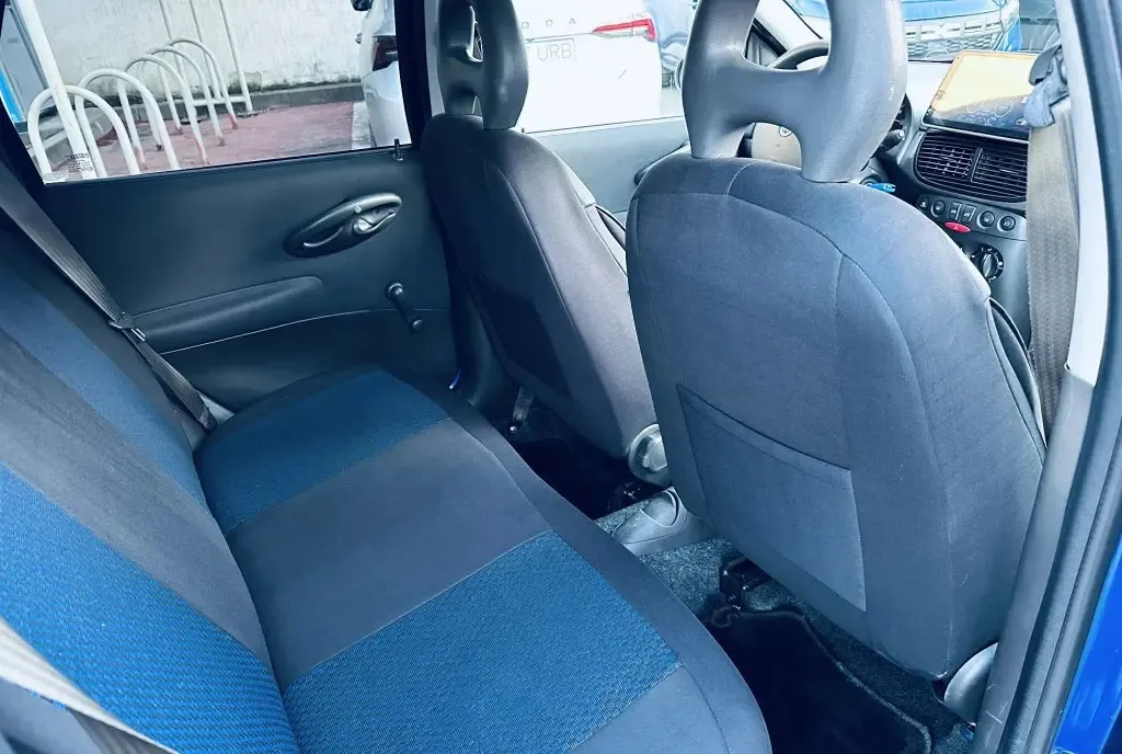 Fiat Punto 1 3Diesel 63000Km Navi Camera A/C Electrice 2 000 eur