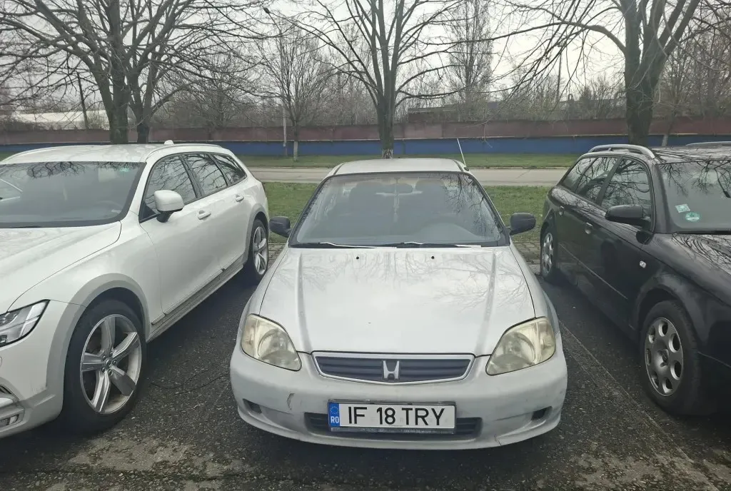 Honda Civic 1 4iS 4 600 lei