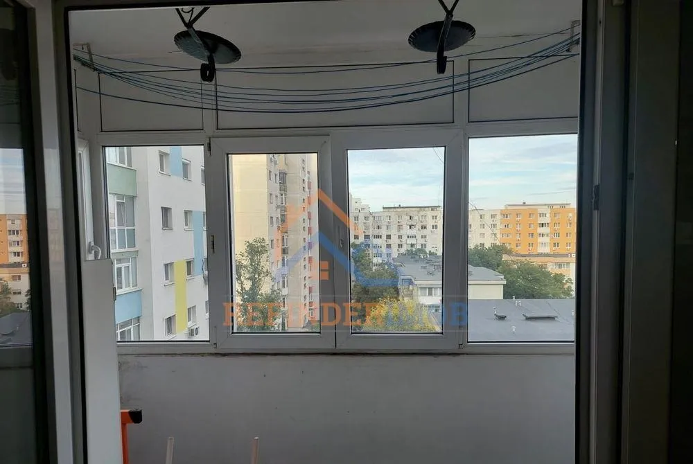 Rahova 3 camere spatios zona buna vedere spate