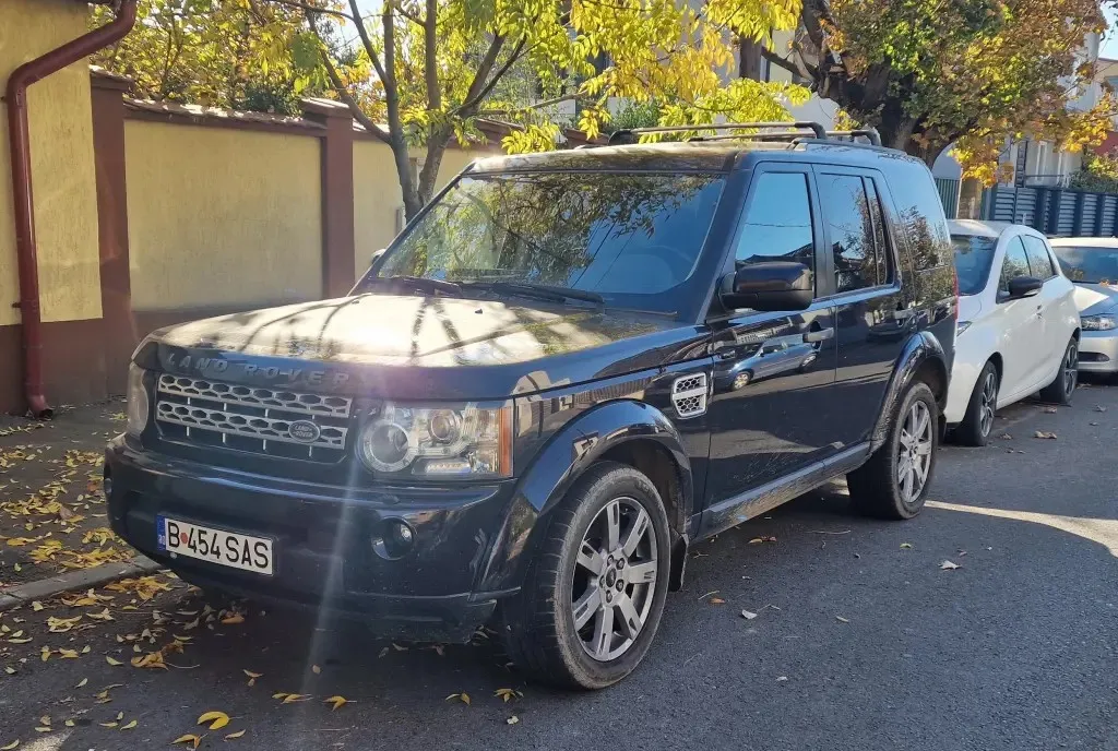 Land Rover Discovery 4 3 0 TDV6 HSE automata - 7 locuri FULL martori bord 5 999 eur