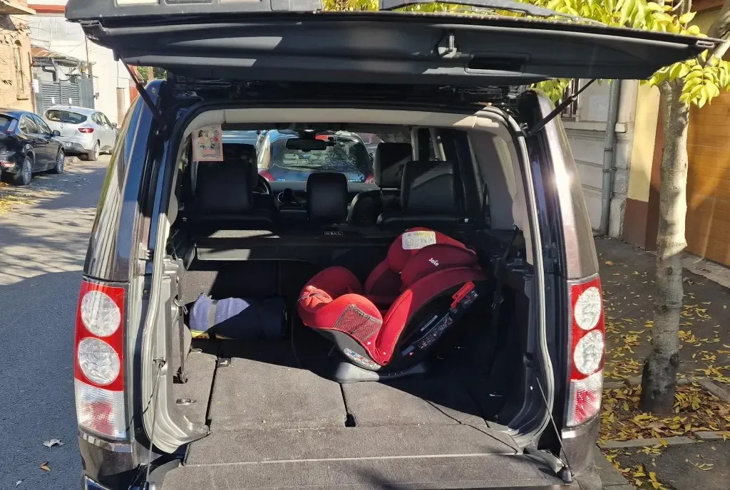 Land Rover Discovery 4 3 0 TDV6 HSE automata - 7 locuri FULL martori bord 5 999 eur