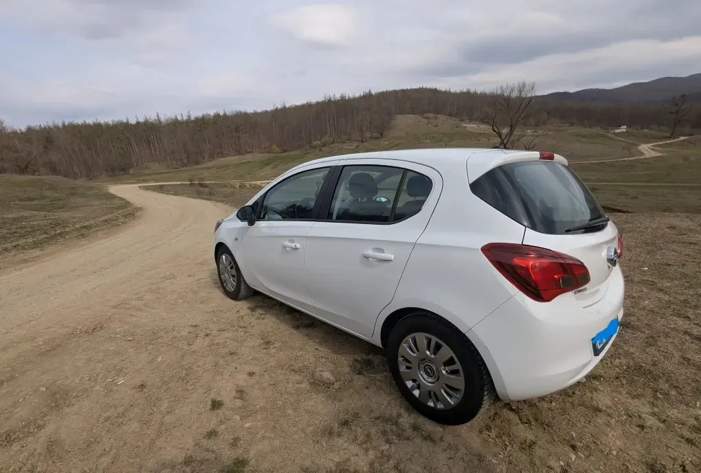 Opel Corsa 2018 cutie manuala 6 200 eur