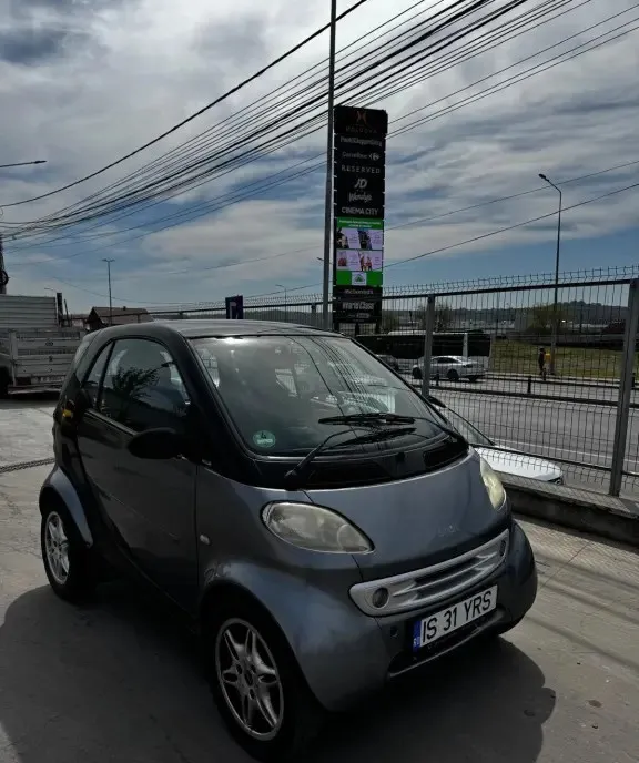 Smart Fortwo ndash ideal pentru oras Consum mic Intretinut impecabil 1 500 eur