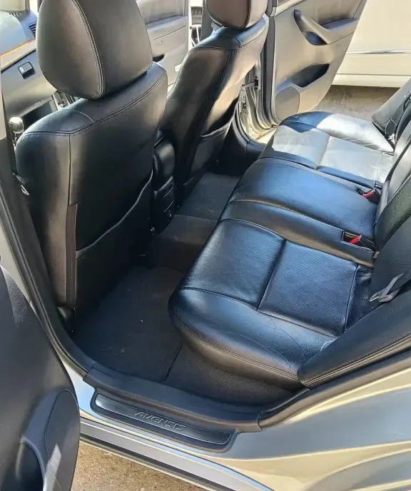 Toyota Avensis t25 3 800 eur