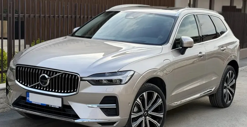 Volvo XC 60 Plug-in Hybrid T8 2025 Impecabil Garantie PRIMUS 59 000 eur