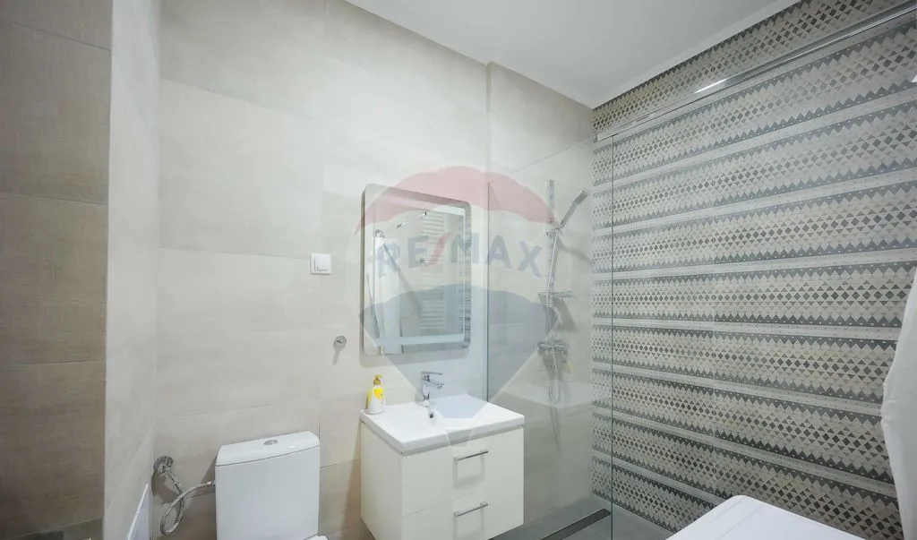 De inchiriat apartament modern cu 3 camere Luceafarul