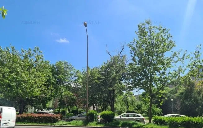 Sala Palatului garsoniera parter/8 mobilat utilat