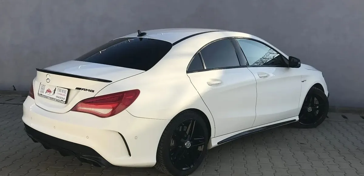 Mercedes Benz cla 45AMG