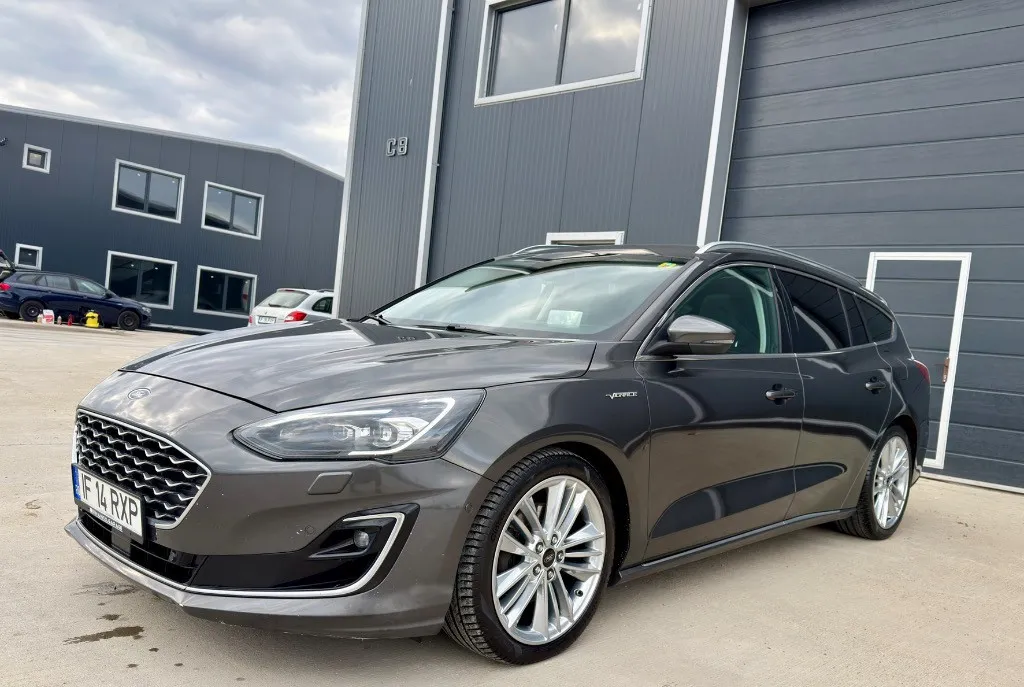 Ford Focus Vignale inmatriculat 2026 2 0d/150cp cutie automata plafon panoramic 9 700 eur