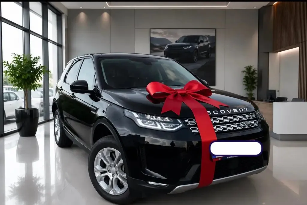 LAND / RANGE Rover Discovery Sport R-DYNAMIC 4X4 2 0 Hybrid S Automata 14 500 eur