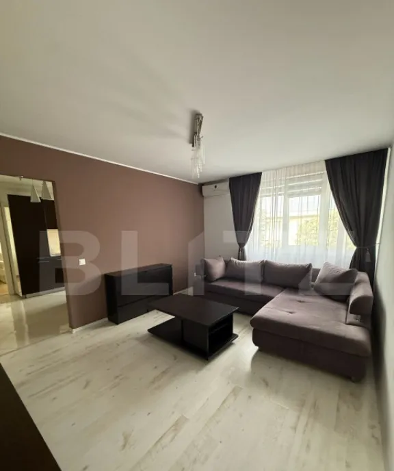 Apartament 2 camere de vanzare 43 mp - zona Micro 6