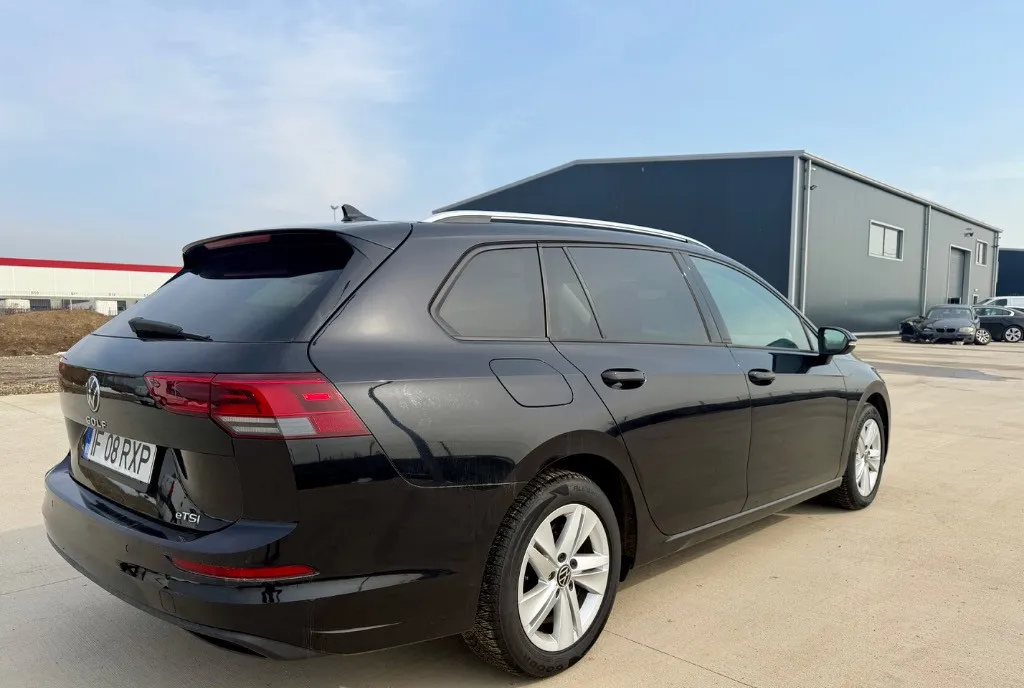 Vw Golf 8 e-tsi automat 11 570 eur