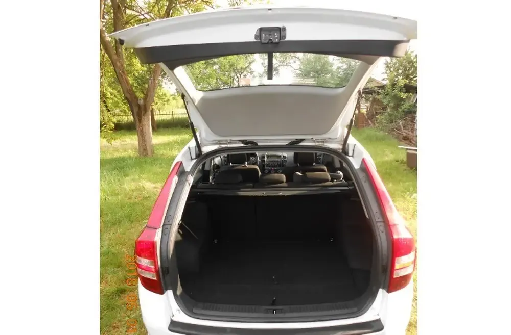 Vand Kia Ceed SportsWagon 1 4L 80 kW/109 CP CVVT