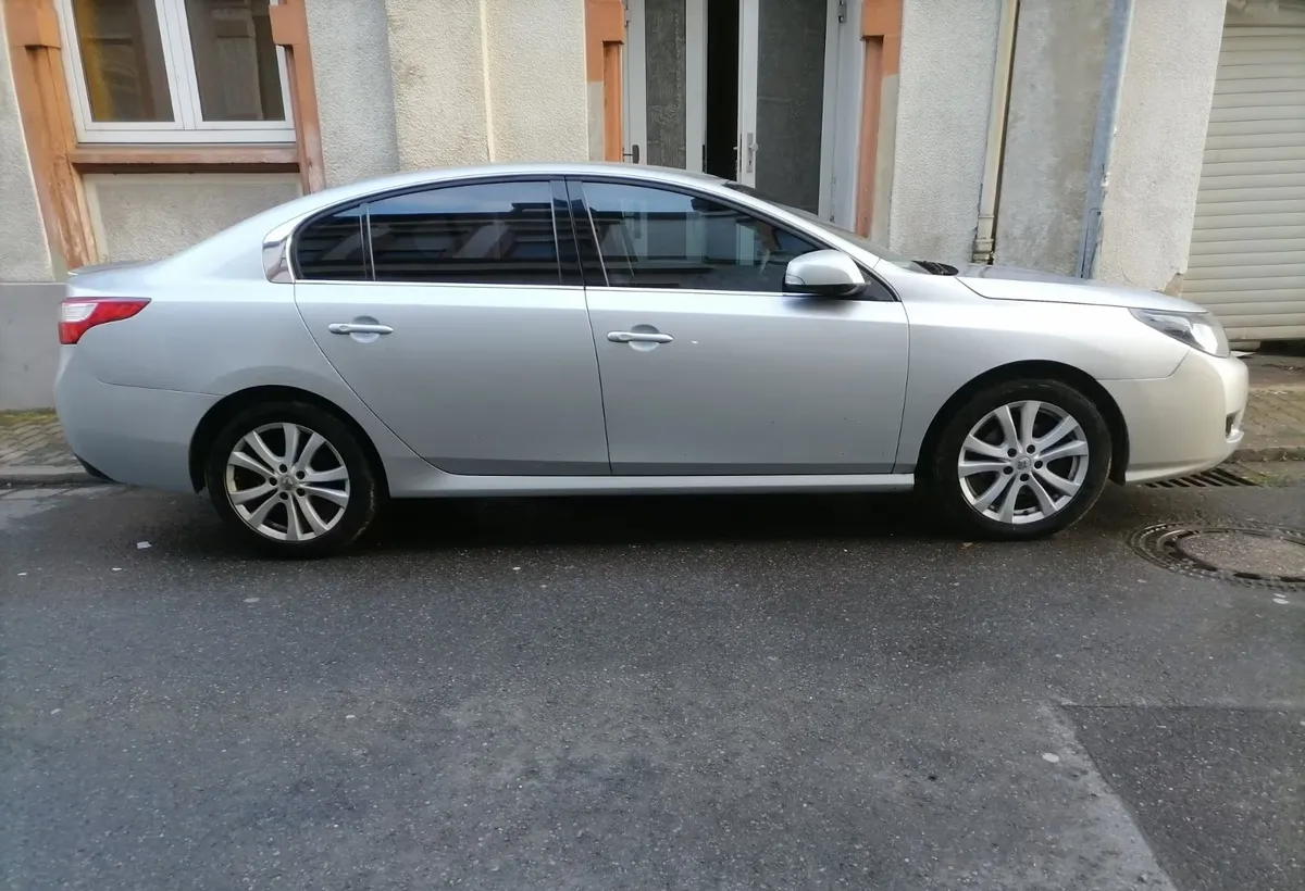Renault Latitude