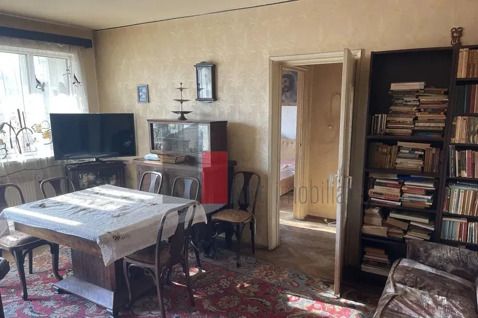 Iancu de Hunedoara langa Guvern apartament 3 camere