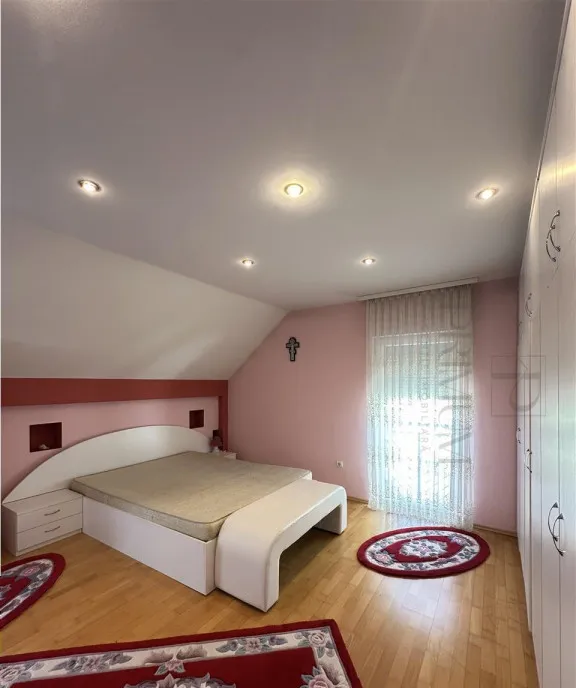 Girocului Casa Piscina incalzita si sauna