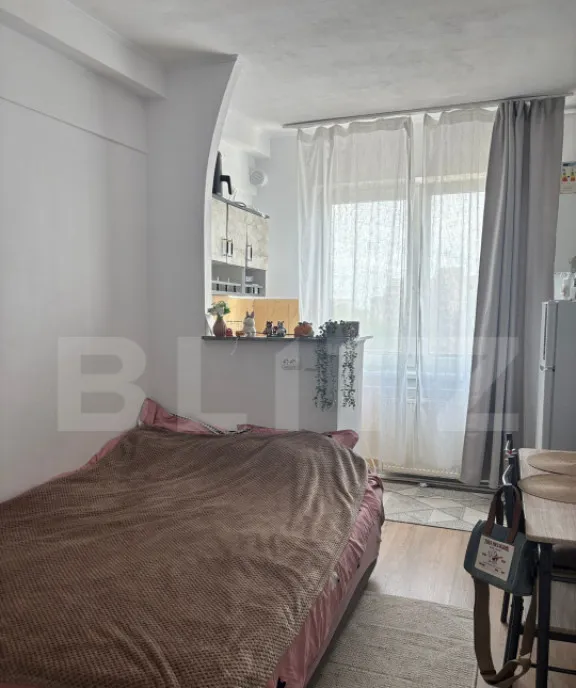 Garsoniera renovata 18 mp centrala proprie zona Iris