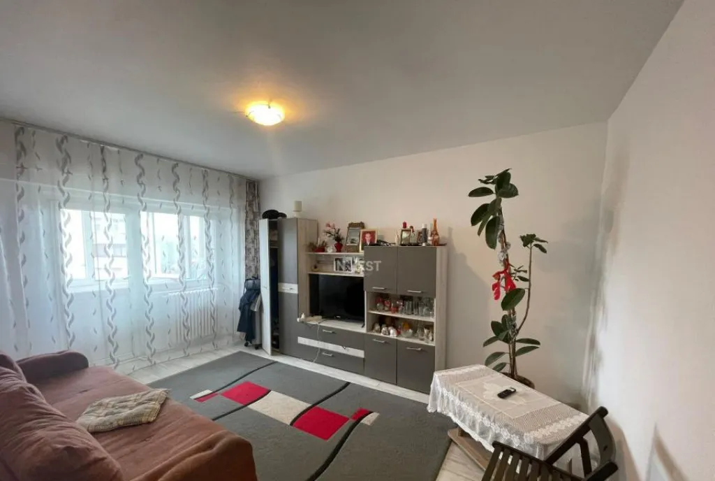 Apartament cu 1 camera decomandat zona Pacurari Iasi