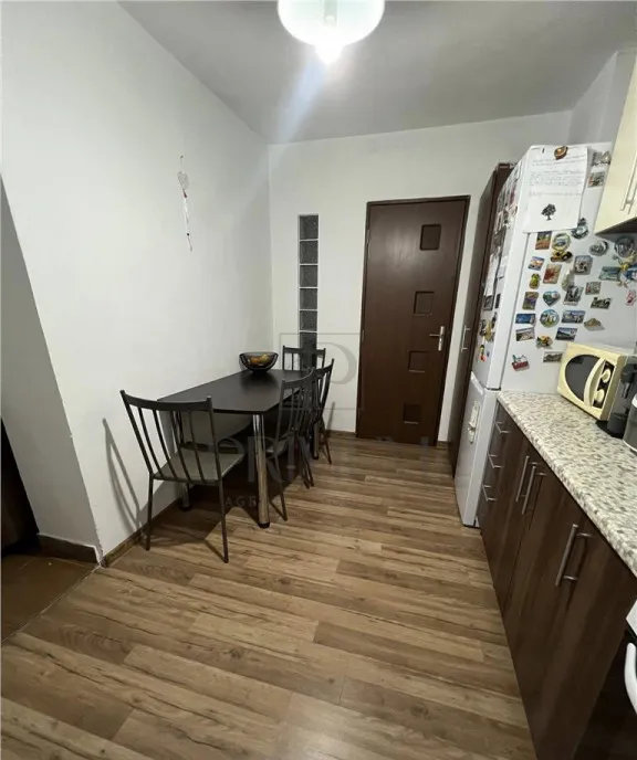 Lipovei 3 cam etj 2 2 bai 2 balcoane anvelopat Z