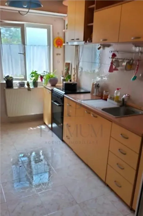 Soarelui 3CAM decomandat etaj 3 centrala spatios 109MP