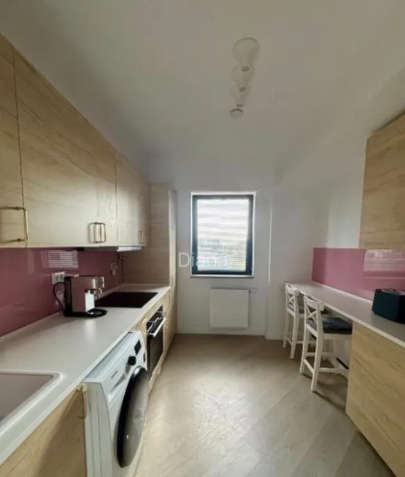 Apartament 3 camere decomandat Cortina North loc parcare inclus