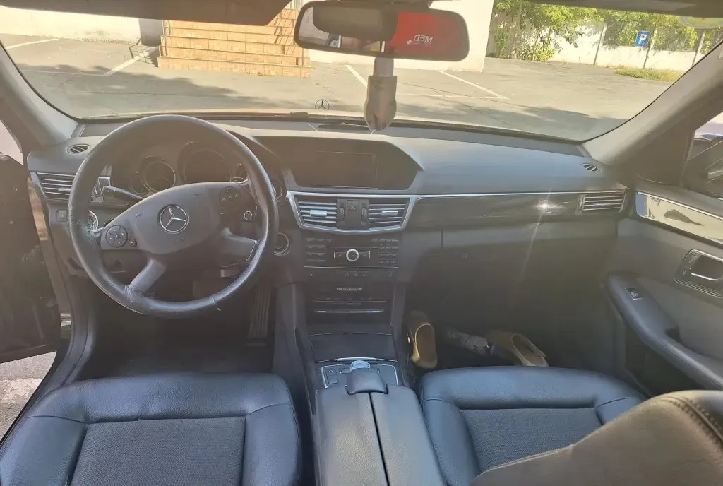 Mercedes E klasse w210 5 100 eur