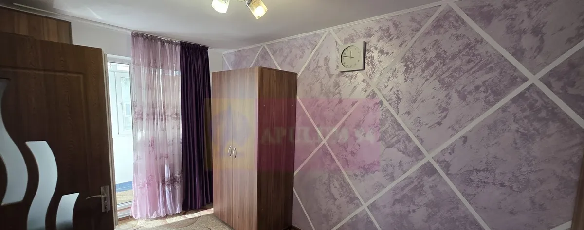 Apartament cu 2 camere et 1 in Campina