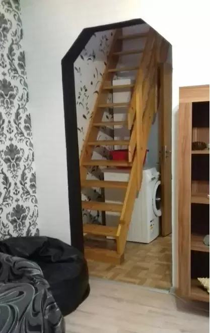Apartament 3 camere Semi-decomamdat