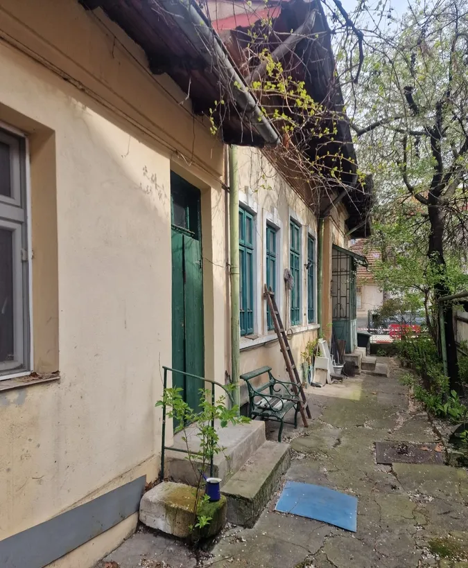 Tineretului parc Carol strada Lanariei zona de case