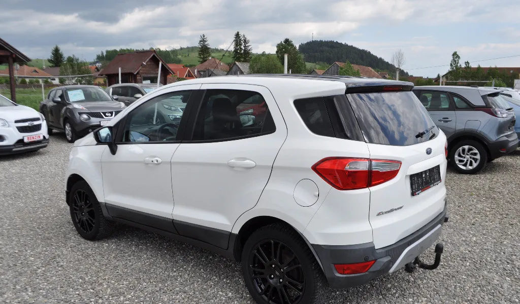 Ford EcoSport 1 0i -benzin 125CP 6 999 eur