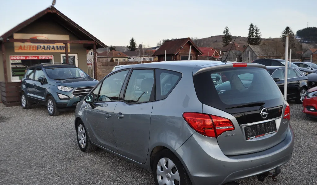 Opel Meriva 1 4i -benzin TURBO 140CP 3 999 eur