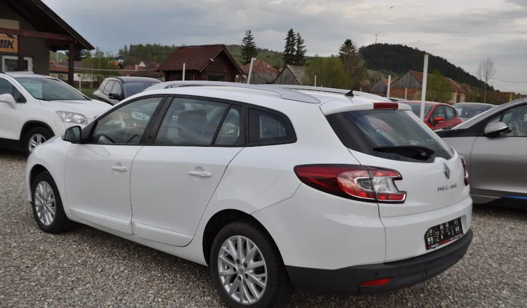 Renault Megane 1 5Dci 5 550 eur