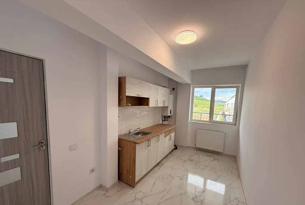 Apartament 1 camera decomandat zona Urusagului
