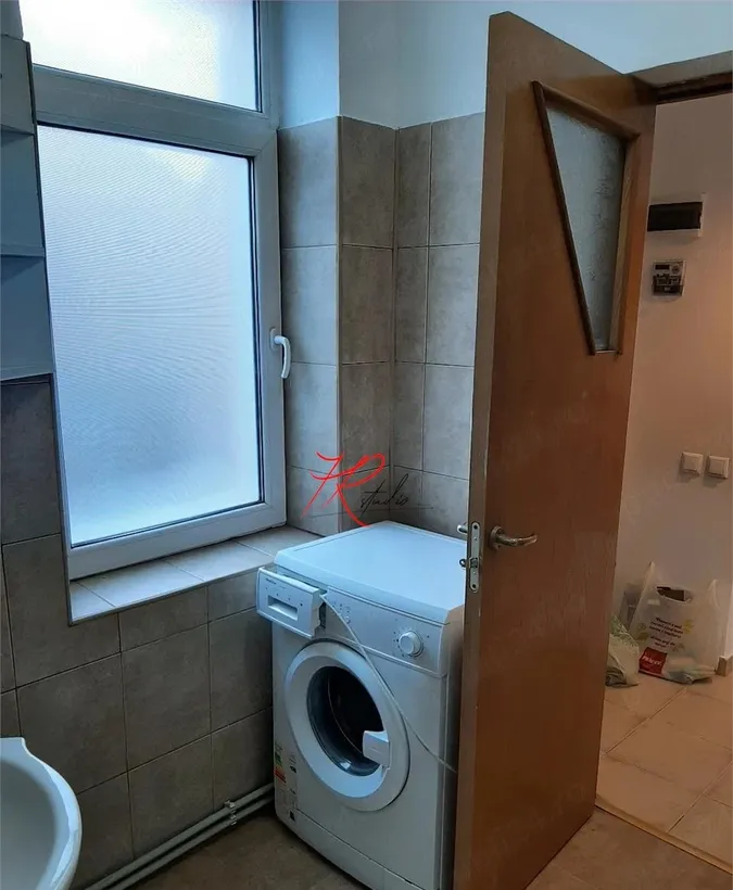 Stefan cel Mare Tunari vanzare garsoniera