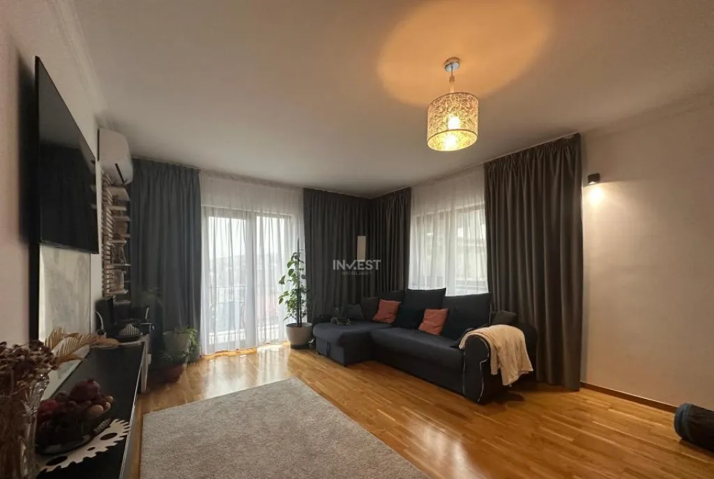Apartament cu 2 camere 72 mp capat Pacurari complet mobil