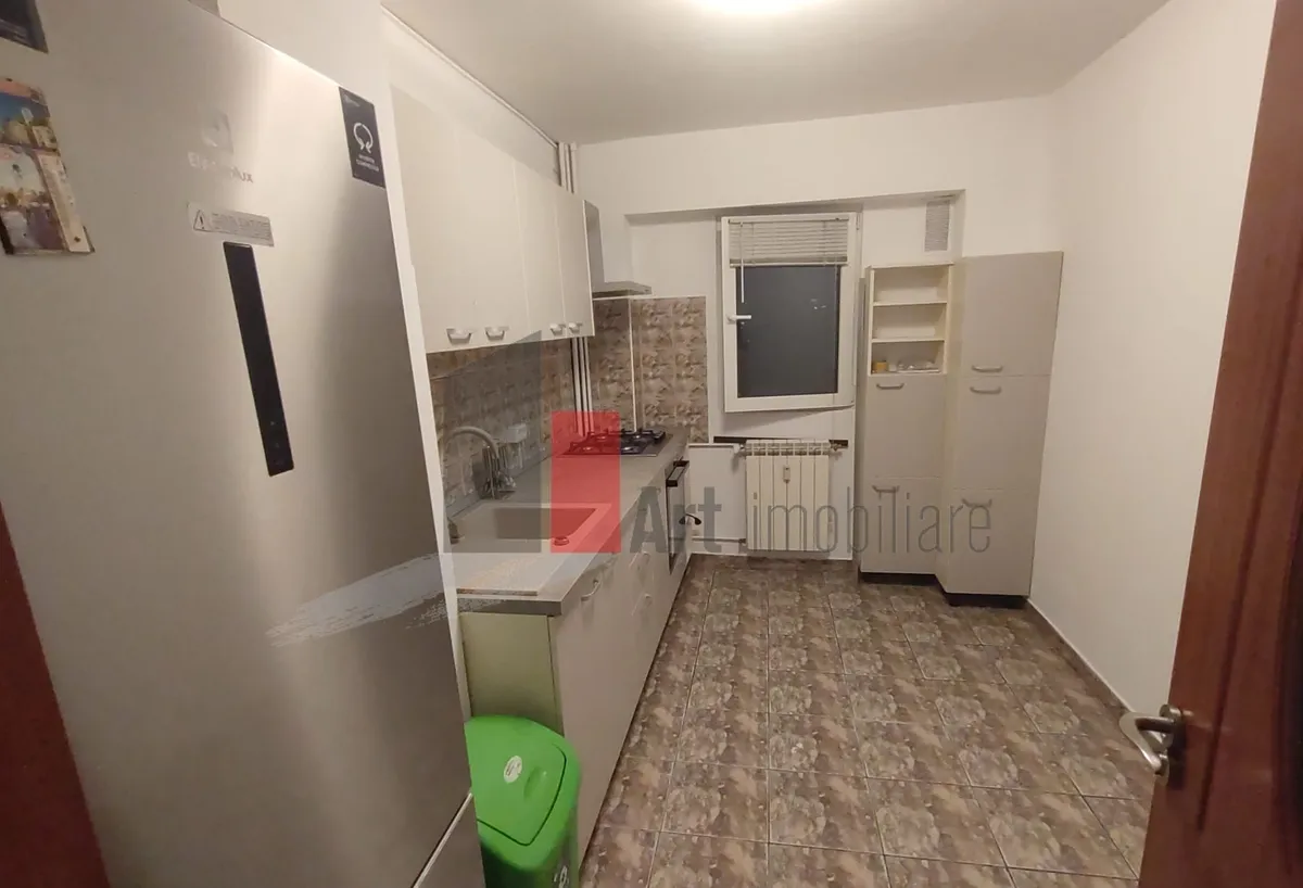 Bd Lacul Tei Parcul Circului prima inchiriere apartament decomandat 3 camere